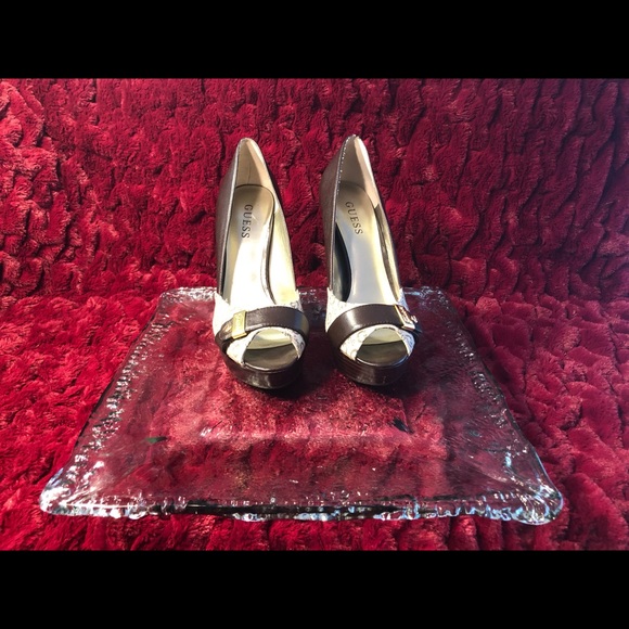 Guess heels 👠👠 - Picture 3 of 7